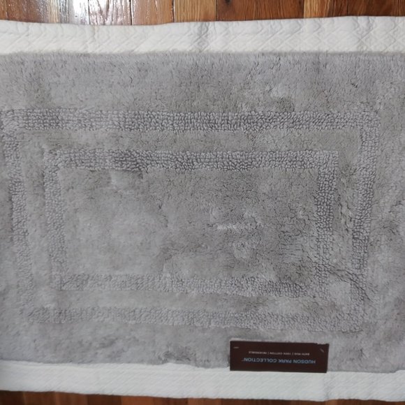 Hudson Park Bath Rug - Picture 9 of 10